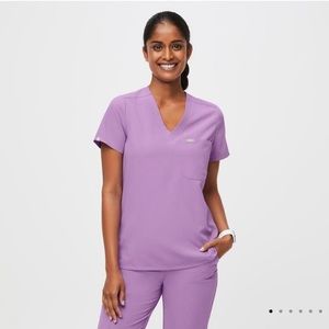 FIGS LILAC DAWN SCRUB SET